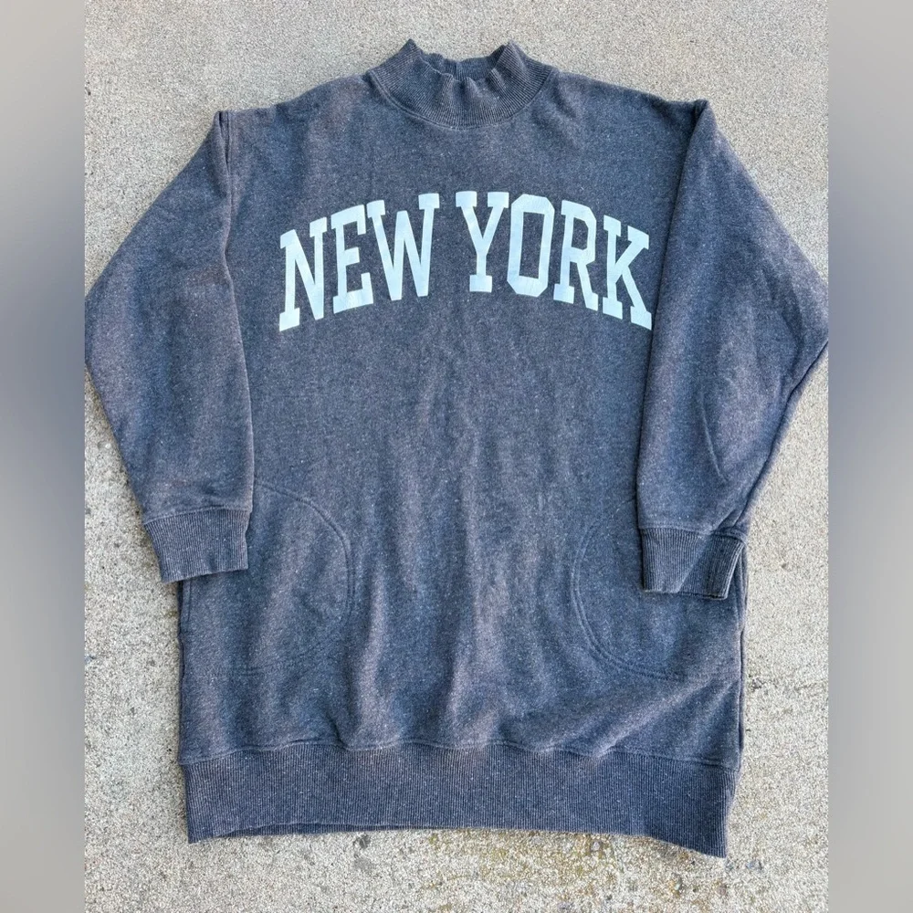 American Eagle Outfitters Gray New York Crewneck Sweatshirt